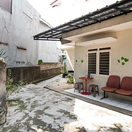 Kost Carmelia Syariah Baranangsiang Bogor Hotel Buitenkant foto