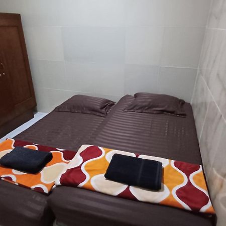Kost Carmelia Syariah Baranangsiang Bogor Hotel Buitenkant foto