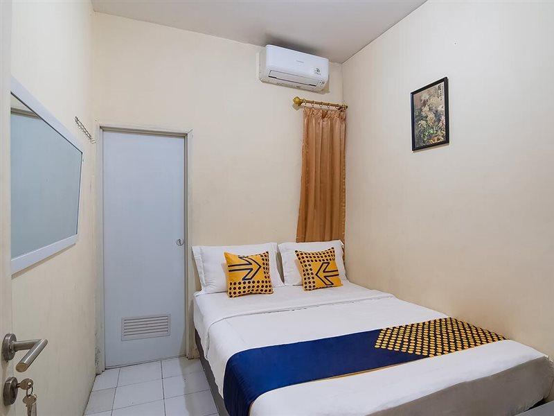Kost Carmelia Syariah Baranangsiang Bogor Hotel Buitenkant foto
