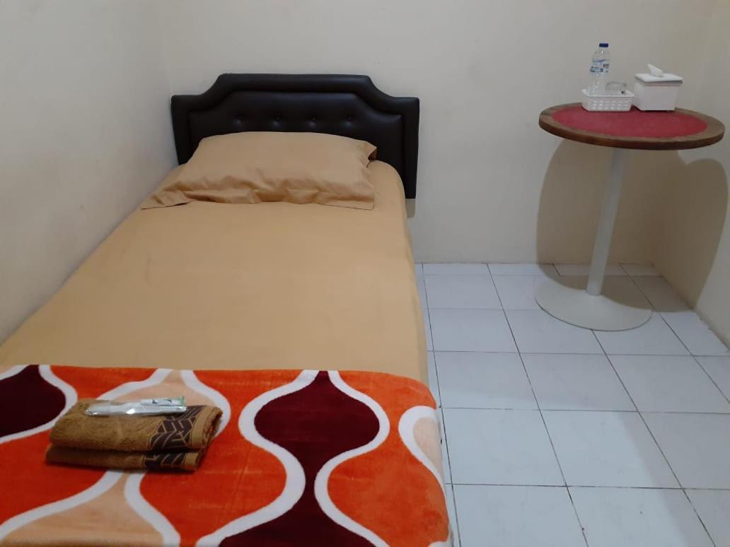 Kost Carmelia Syariah Baranangsiang Bogor Hotel Buitenkant foto