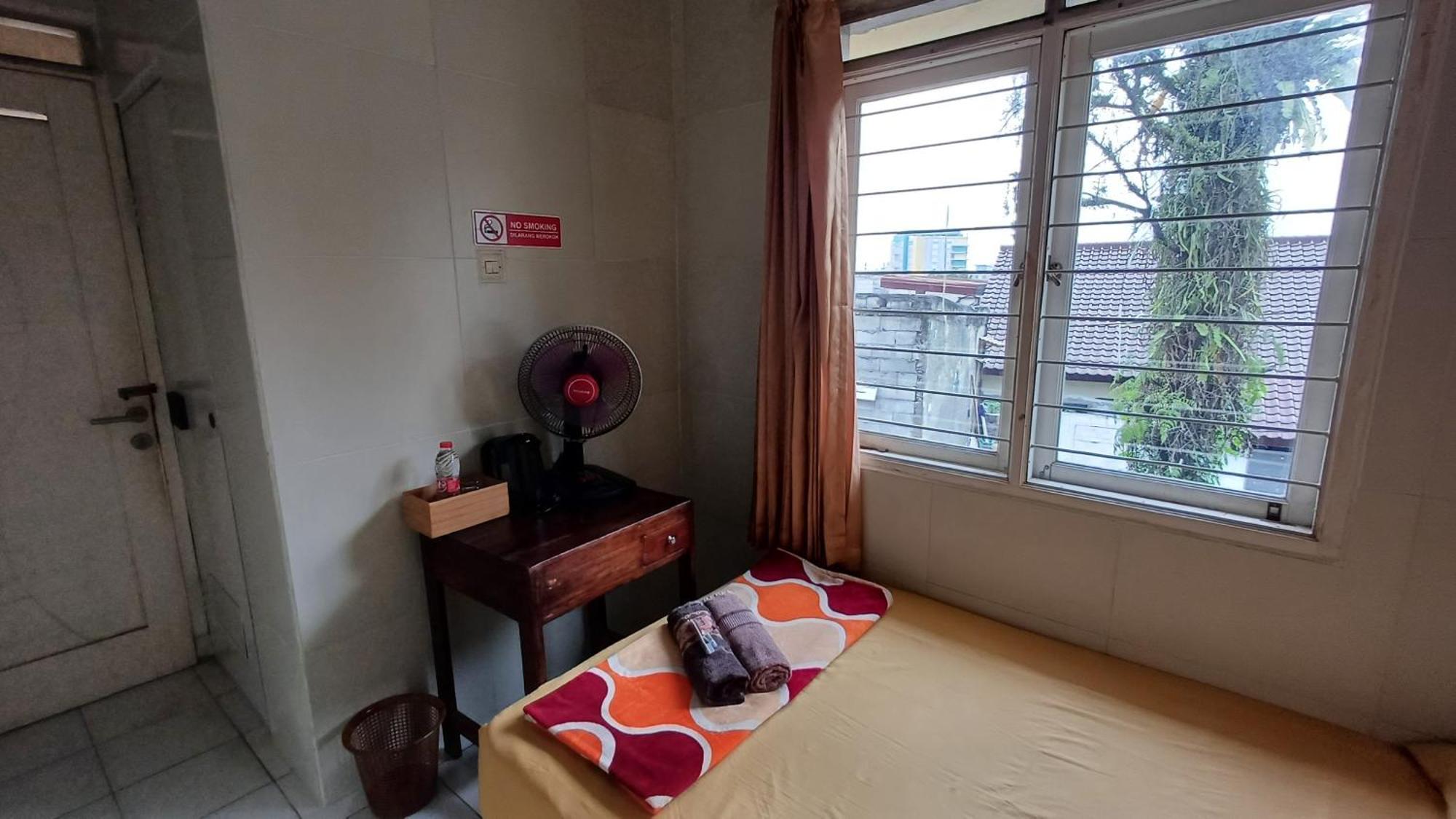 Kost Carmelia Syariah Baranangsiang Bogor Hotel Buitenkant foto