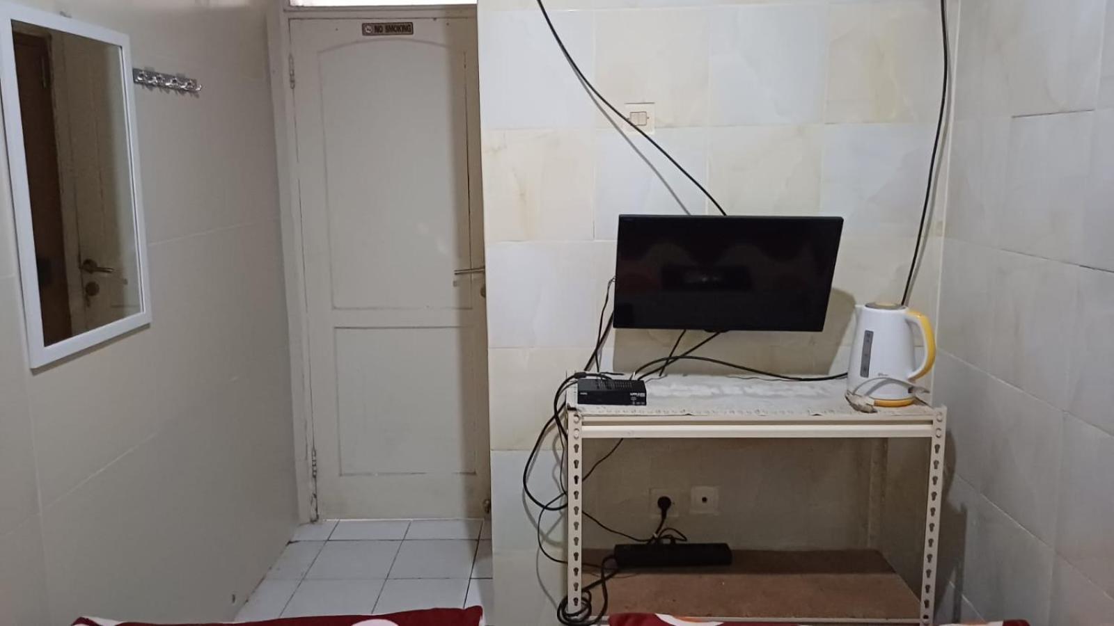Kost Carmelia Syariah Baranangsiang Bogor Hotel Buitenkant foto